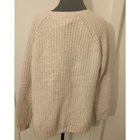 American Eagle “Amazingly Soft” Sweater Women’s L Beige Cream Cozy Knit Pullover - Picture 3 of 7